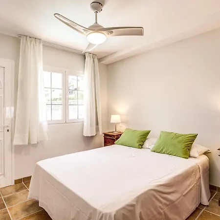 Apartment Granada I *